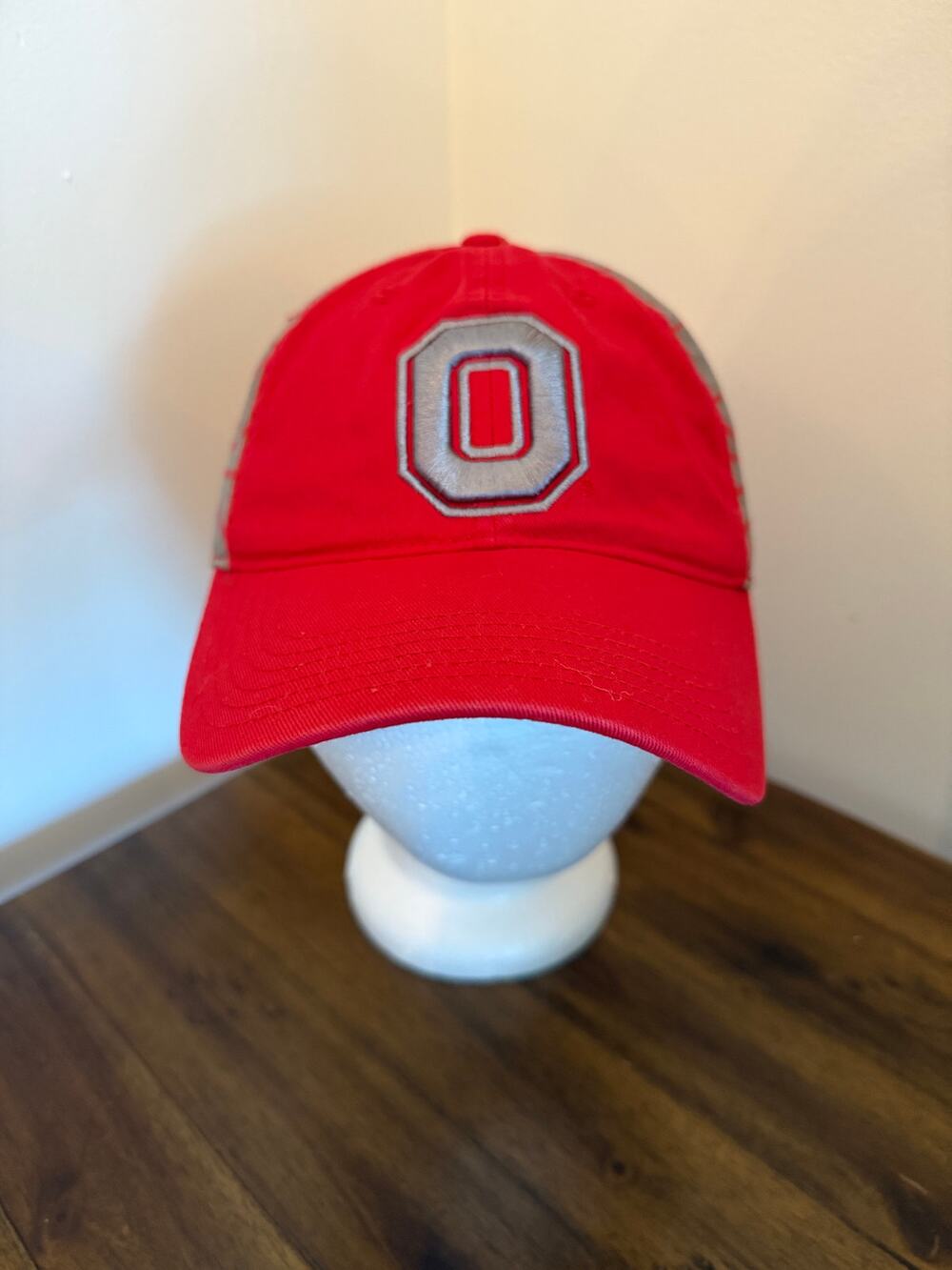 Ohio State Buckeyes OSU Baseball Hat Cap Red Large